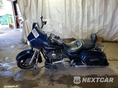 Trzecie zdjęcie samochodu z tyłu: 2012 HARLEY-DAVIDSON FLHX STREET GLIDE VIN:1HD1KBM10CB693379 - miniatura