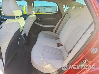 Zdjęcie 10 z 12 samochodu: 2023 HYUNDAI SONATA HYBRID SEL VIN:KMHL34JJ9PA064220 - miniatura