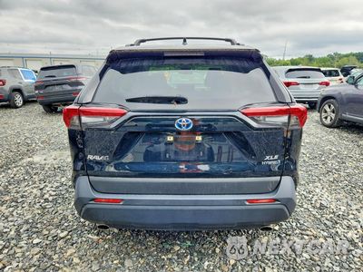 Zdjęcie 6 z 14 samochodu: 2022 TOYOTA RAV4 XLE VIN:JTMRWRFV3ND146583 - miniatura