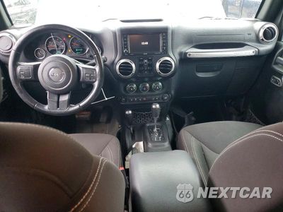 Zdjęcie 8 z 12 samochodu: 2017 JEEP WRANGLER UNLIMITED SAHARA VIN:1C4BJWEG2HL507667 - miniatura
