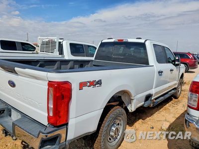 Trzecie zdjęcie samochodu z tyłu: 2024 FORD F250 SUPER DUTY VIN:1FT7W2BA4RED95511 - miniatura