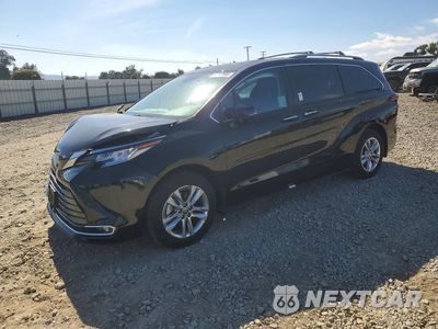 2024 TOYOTA SIENNA LIMITED 7-PASSENGER 5TDZSKFC3RS143081 - główne zdjęcie licytacji z USA - miniatura