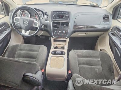 Zdjęcie 8 z 13 samochodu: 2016 DODGE GRAND CARAVAN SXT VIN:2C4RDGCG1GR160868 - miniatura