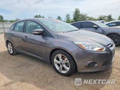 Czwarte zdjęcie samochodu z boku: 2014 FORD FOCUS SE VIN:1FADP3F27EL153686 - miniatura