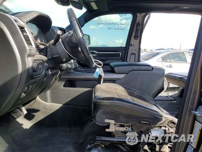 Zdjęcie 7 z 13 samochodu: 2022 RAM 1500 LARAMIE VIN:1C6SRFJM7NN380491 - miniatura