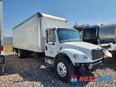 Czwarte zdjęcie samochodu z boku: 2015 FREIGHTLINER BUSINESS CLASS M2 BOX TRUCK VIN:3ALACWDT4FDGU9083 - miniatura