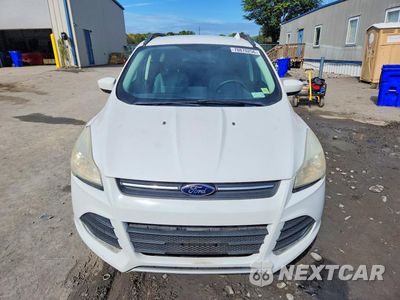 Piąte zdjęcie samochodu w środku: 2014 FORD ESCAPE SE VIN:1FMCU9GX1EUD95147 - miniatura