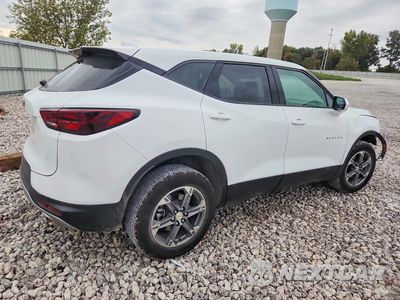 Trzecie zdjęcie samochodu z tyłu: 2026 CHEVROLET BLAZER 2LT VIN:3GNKBCR45TS141404 - miniatura