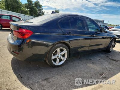 Trzecie zdjęcie samochodu z tyłu: 2018 BMW 320 XI VIN:WBA8A3C57JA505177 - miniatura