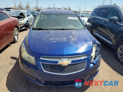 Piąte zdjęcie samochodu w środku: 2013 CHEVROLET CRUZE LS VIN:1G1PA5SH0D7183711 - miniatura