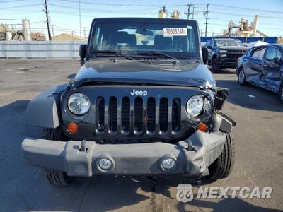 Piąte zdjęcie samochodu w środku: 2013 JEEP WRANGLER SPORT VIN:1C4AJWAG7DL514691 - miniatura