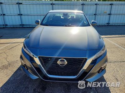 Piąte zdjęcie samochodu w środku: 2019 NISSAN ALTIMA SL VIN:1N4BL4EV0KN313086 - miniatura