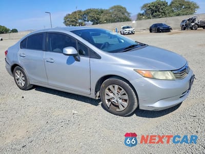 Czwarte zdjęcie samochodu z boku: 2012 HONDA CIVIC LX VIN:19XFB2F52CE304042 - miniatura