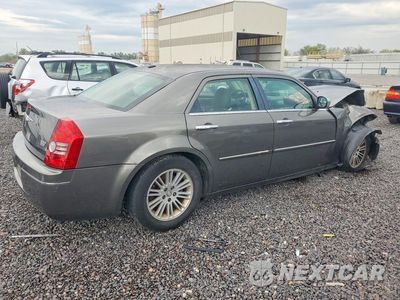 Trzecie zdjęcie samochodu z tyłu: 2010 CHRYSLER 300 TOURING VIN:2C3CA5CV6AH195652 - miniatura
