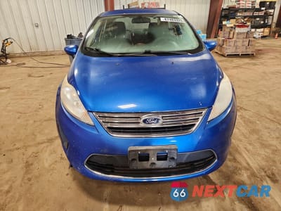 Piąte zdjęcie samochodu w środku: 2011 FORD FIESTA SE VIN:3FADP4BJ7BM143222 - miniatura