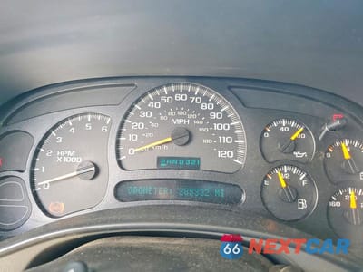 Zdjęcie 9 z 12 samochodu: 2003 CHEVROLET SILVERADO K1500 VIN:2GCEK19T031148774 - miniatura