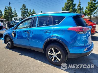 Drugie zdjęcie samochodu z przodu: 2018 TOYOTA RAV4 XLE VIN:JTMWFREV3JJ737710 - miniatura