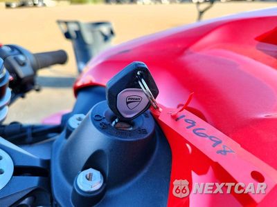 Zdjęcie 8 z 9 samochodu: 2025 DUCATI PANIGALE V4 VIN:ZDMDAG6W8SB002111 - miniatura