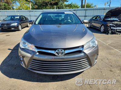 Piąte zdjęcie samochodu w środku: 2017 TOYOTA CAMRY LE VIN:4T1BF1FK8HU667940 - miniatura