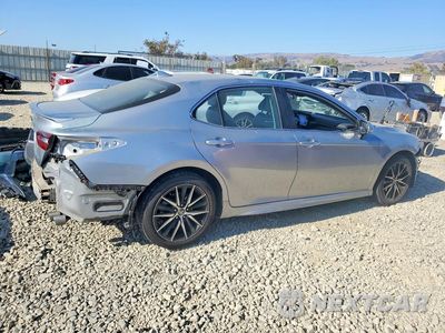 Trzecie zdjęcie samochodu z tyłu: 2022 TOYOTA CAMRY SE VIN:4T1G11AK4NU669708 - miniatura