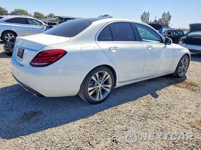 Trzecie zdjęcie samochodu z tyłu: 2017 MERCEDES-BENZ C 300 VIN:55SWF4JB1HU196526 - miniatura
