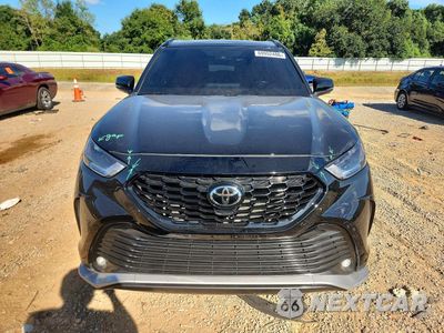 Piąte zdjęcie samochodu w środku: 2023 TOYOTA HIGHLANDER XSE VIN:5TDKDRAHXPS508330 - miniatura