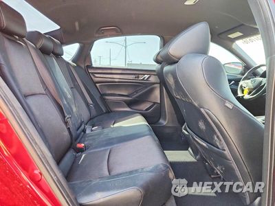 Zdjęcie 10 z 13 samochodu: 2018 HONDA ACCORD SPORT VIN:1HGCV1F37JA045004 - miniatura