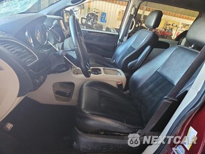 Zdjęcie 7 z 13 samochodu: 2017 DODGE GRAND CARAVAN SXT VIN:2C4RDGCG5HR678533 - miniatura