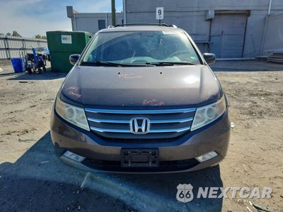 Piąte zdjęcie samochodu w środku: 2013 HONDA ODYSSEY TOURING VIN:5FNRL5H94DB011539 - miniatura