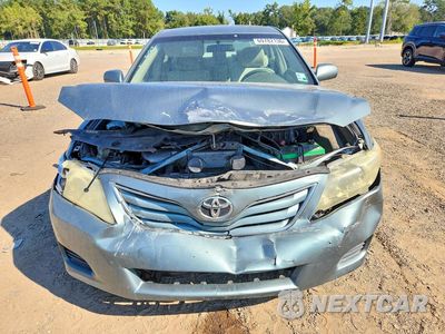 Piąte zdjęcie samochodu w środku: 2010 TOYOTA CAMRY LE V6 VIN:4T1BK3EK3AU607692 - miniatura