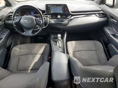 Zdjęcie 8 z 14 samochodu: 2018 TOYOTA C-HR XLE VIN:NMTKHMBX2JR009993 - miniatura
