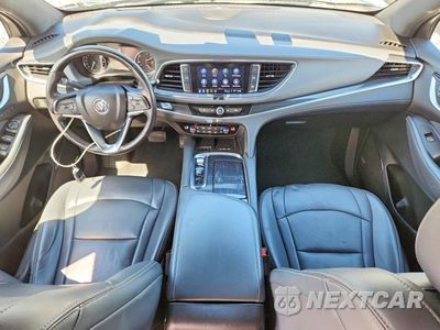 Zdjęcie 8 z 14 samochodu: 2022 BUICK ENCLAVE PREMIUM VIN:5GAEVBKW6NJ134244 - miniatura