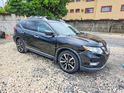 Czwarte zdjęcie samochodu z boku: 2019 NISSAN ROGUE SL VIN:5N1AT2MT1KC843343 - miniatura