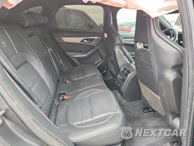 Zdjęcie 10 z 13 samochodu: 2024 JAGUAR F-PACE R-DYNAMIC S VIN:SADCT2EX6RA724079 - miniatura