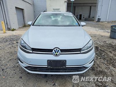 Piąte zdjęcie samochodu w środku: 2018 VOLKSWAGEN GOLF SPORTWAGEN S VIN:3VW117AU3JM753447 - miniatura