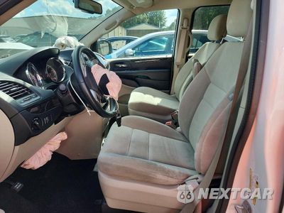 Zdjęcie 7 z 13 samochodu: 2017 DODGE GRAND CARAVAN SE VIN:2C4RDGBG3HR580120 - miniatura