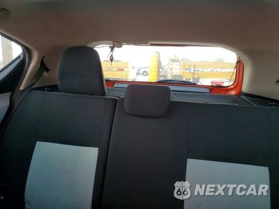 Zdjęcie 10 z 13 samochodu: 2013 TOYOTA PRIUS C THREE VIN:JTDKDTB35D1048311 - miniatura