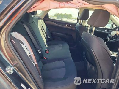 Zdjęcie 10 z 12 samochodu: 2022 KIA K5 LXS VIN:5XXG14J25NG091405 - miniatura