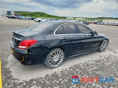 Trzecie zdjęcie samochodu z tyłu: 2016 MERCEDES-BENZ C 300 VIN:55SWF4JB0GU101355 - miniatura