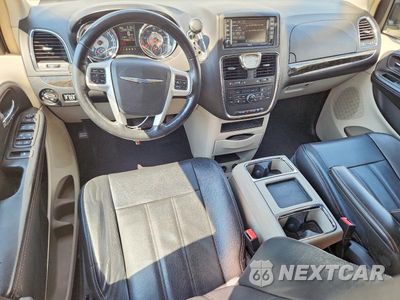 Zdjęcie 8 z 13 samochodu: 2015 CHRYSLER TOWN & COUNTRY TOURING VIN:2C4RC1BG6FR535105 - miniatura