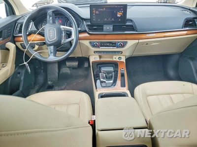 Zdjęcie 8 z 13 samochodu: 2021 AUDI Q5 PREMIUM VIN:WA1AAAFY1M2136601 - miniatura