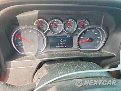 Zdjęcie 9 z 12 samochodu: 2019 CHEVROLET SILVERADO K1500 LT VIN:1GCRYDEK9KZ337878 - miniatura