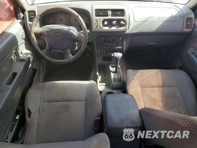 Zdjęcie 8 z 14 samochodu: 2001 NISSAN FRONTIER XE VIN:1N6ED27T01C351249 - miniatura