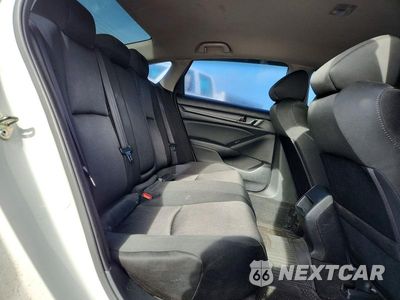 Zdjęcie 10 z 12 samochodu: 2018 HONDA ACCORD LX VIN:1HGCV1F15JA241103 - miniatura