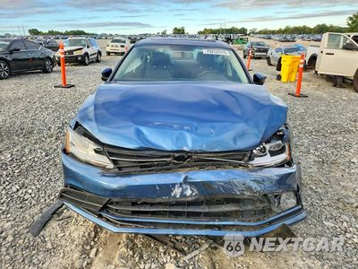 Piąte zdjęcie samochodu w środku: 2017 VOLKSWAGEN JETTA SE VIN:3VWDB7AJ4HM274769 - miniatura