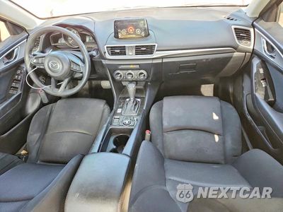 Zdjęcie 8 z 12 samochodu: 2017 MAZDA 3 SPORT VIN:3MZBN1U71HM153709 - miniatura
