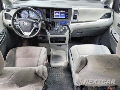 Zdjęcie 8 z 13 samochodu: 2020 TOYOTA SIENNA L VIN:5TDZZ3DC1LS036431 - miniatura