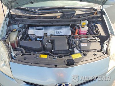 Zdjęcie 11 z 12 samochodu: 2013 TOYOTA PRIUS THREE VIN:JTDKN3DU0D1701582 - miniatura