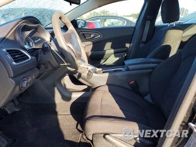 Zdjęcie 7 z 12 samochodu: 2015 CHRYSLER 200 LIMITED VIN:1C3CCCAB9FN541683 - miniatura