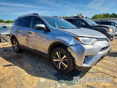Czwarte zdjęcie samochodu z boku: 2018 TOYOTA RAV4 XLE VIN:JTMRFREVXJJ202158 - miniatura